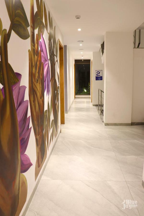 The Blue Jay Hostel - Dorms & Rooms Rishīkesh Exteriör bild