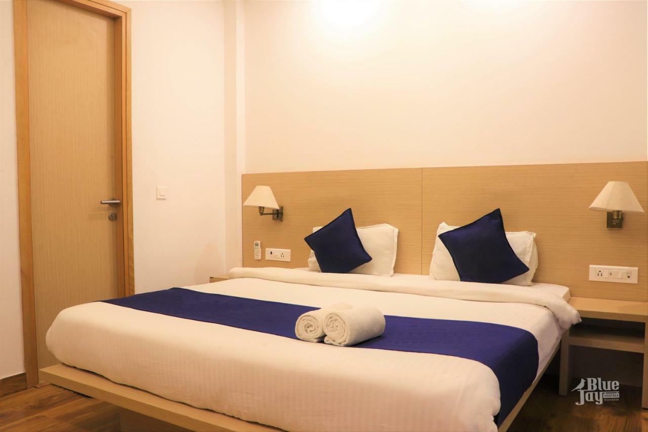 The Blue Jay Hostel - Dorms & Rooms Rishīkesh Exteriör bild