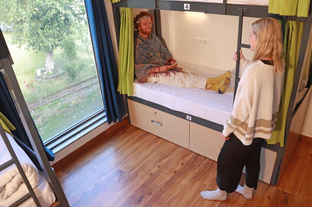 The Blue Jay Hostel - Dorms & Rooms Rishīkesh Exteriör bild